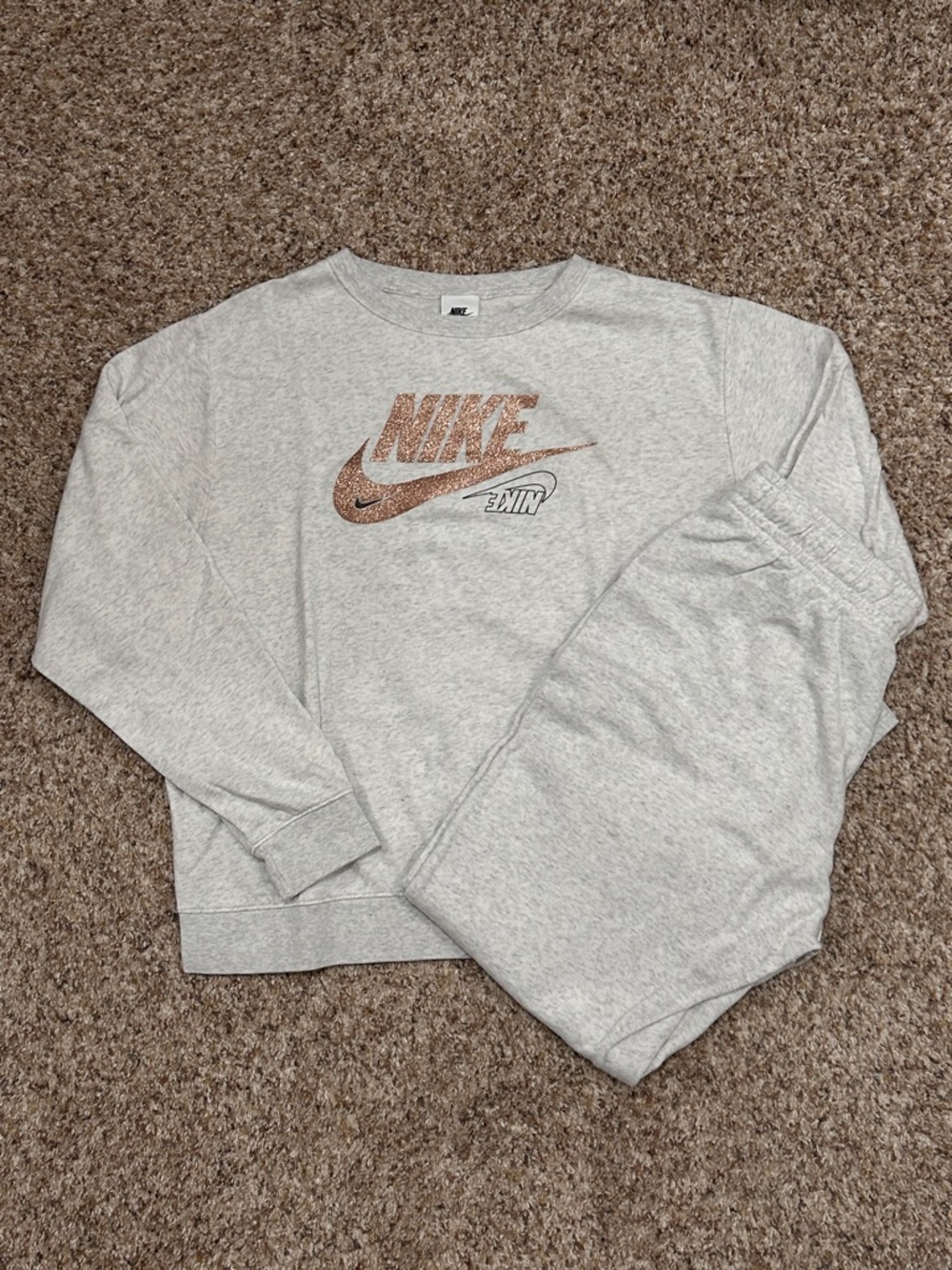 Nike Club Crewneck Fleece Sweatshirt / Sweatpant Rose Gold Glitter Set